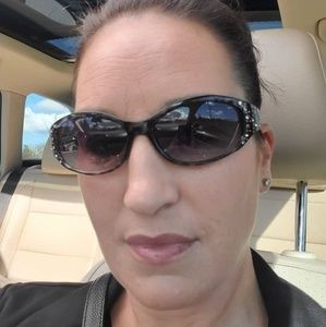 Meet your Posher, Tami